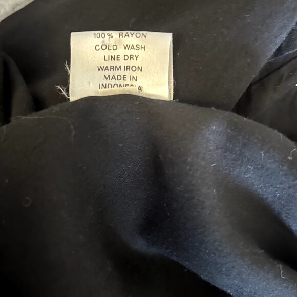 Meng Design Artsy Fish Design Boho Top Blouse Size Large Missing Button - Picture 8 of 11